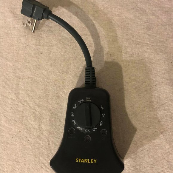 Stanley Green 10hr Timer & 6ft, 12ft Extension Cord - JUST IN TIME FOR HOLIDAY L - Picture 2 of 8